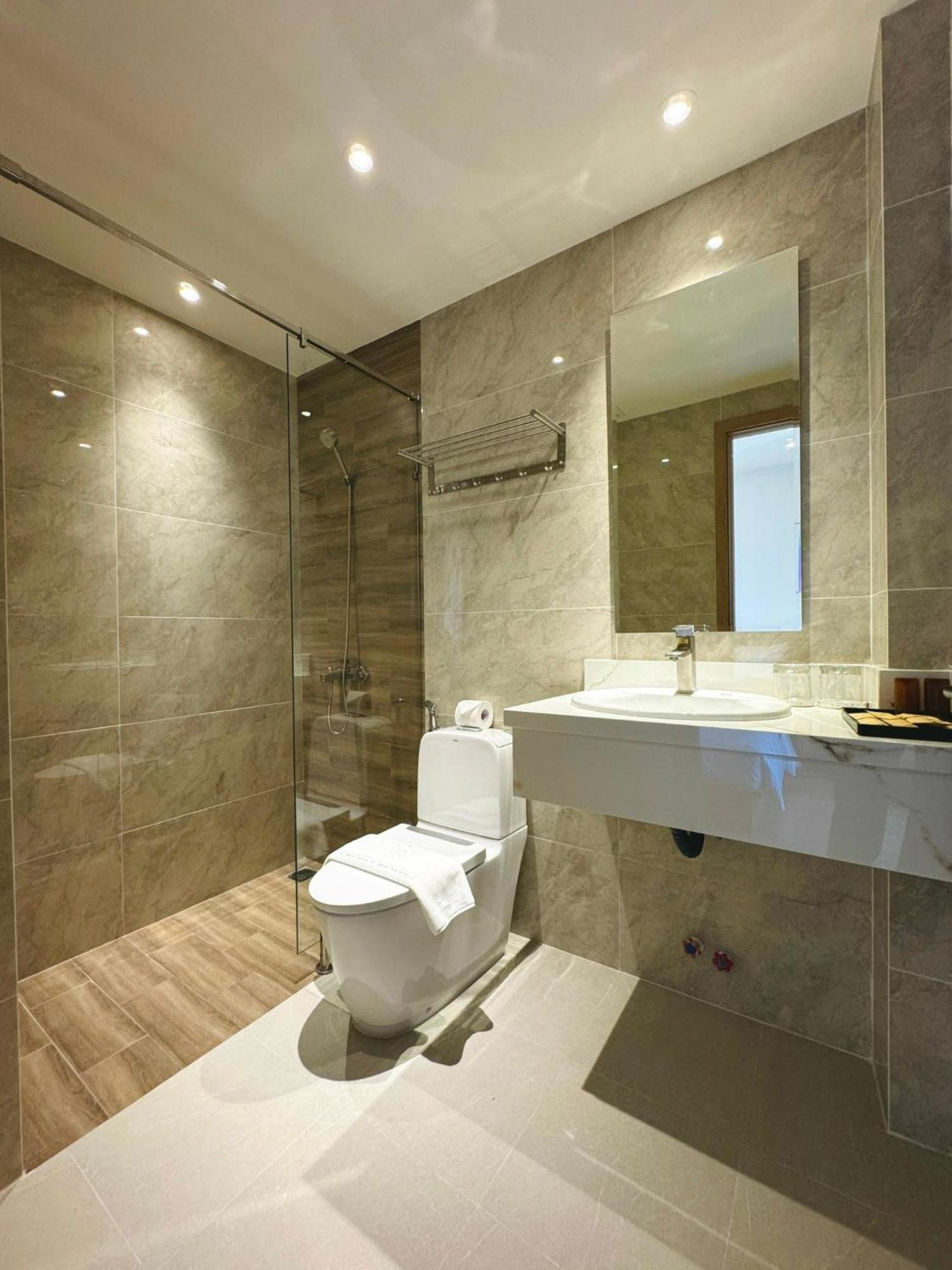 דה לאט Tui Ba Gang Central Hotel מראה חיצוני תמונה